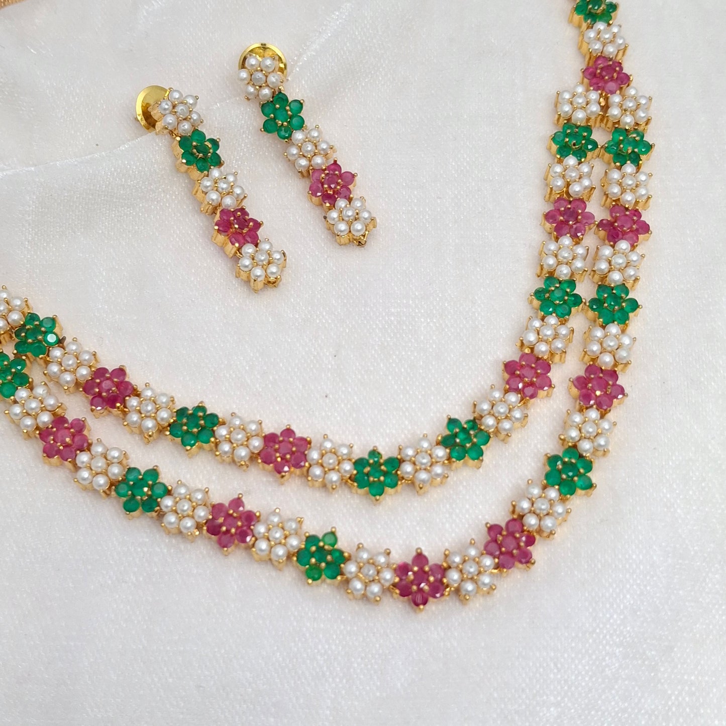 Fancy Short Necklace