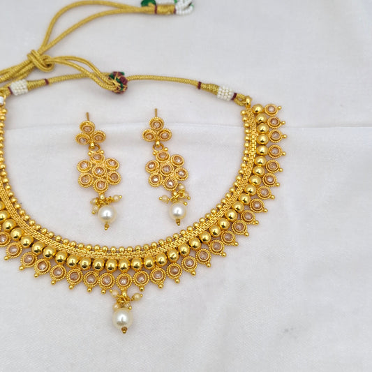 Shiny Short Necklace