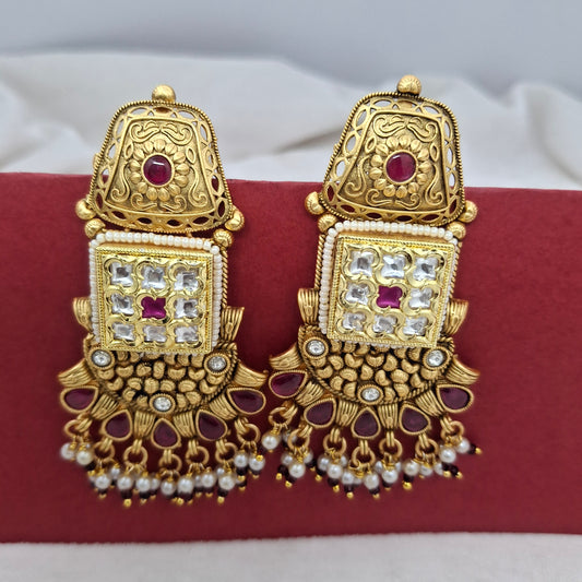 Heavy Heritage Short Necklace