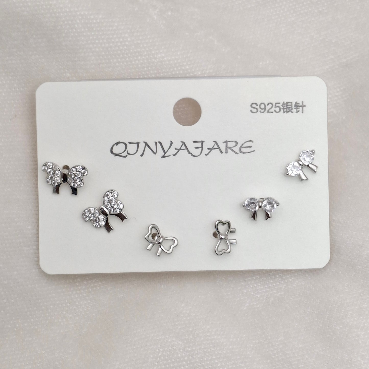 Bow Stones Studs Set