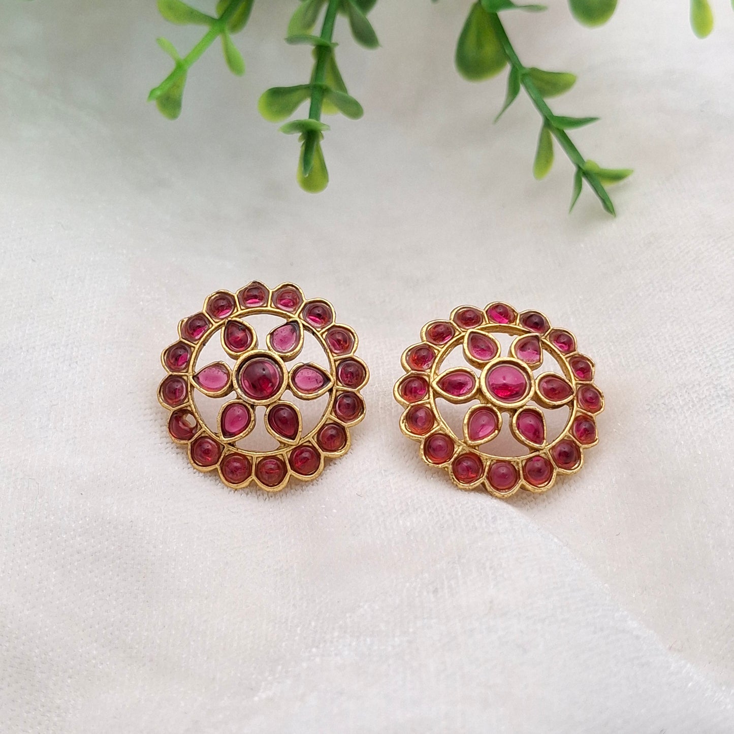 (Pack of 6) Stone Studs