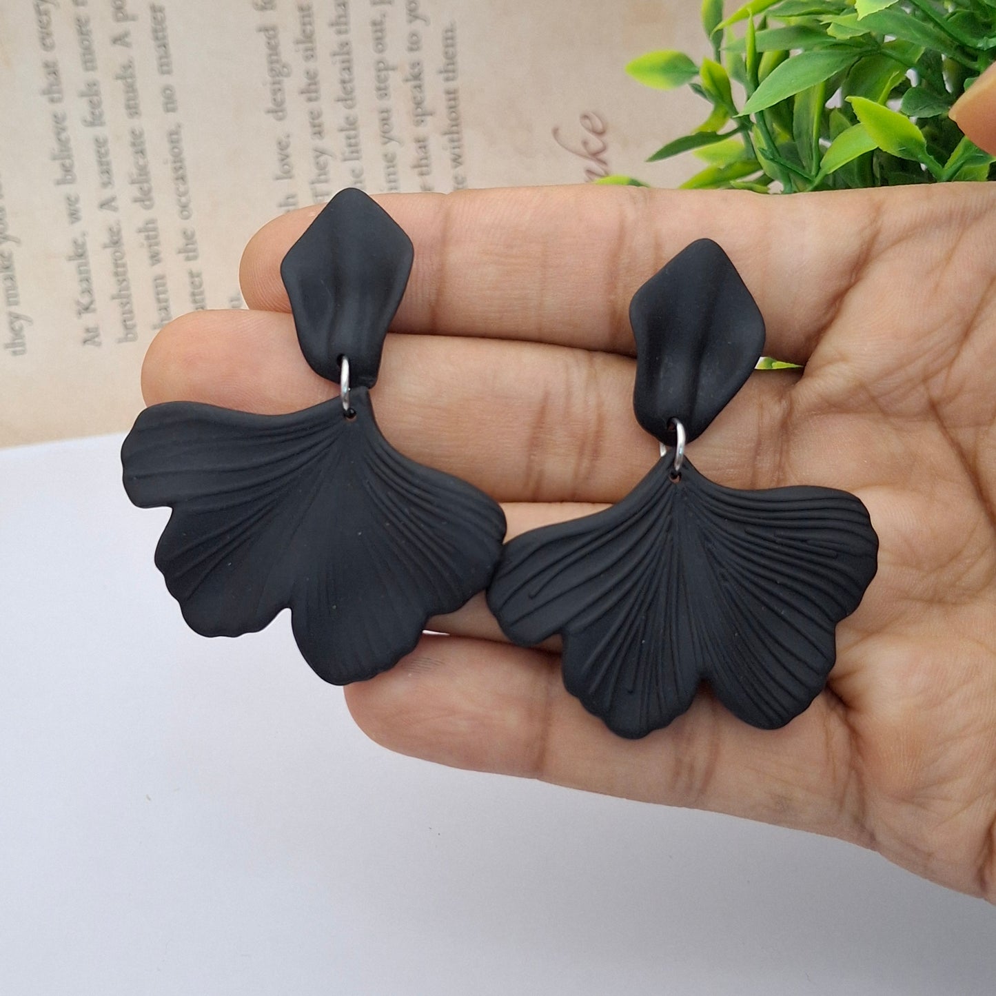 (Pack of 6) Petal Paradise Earrings