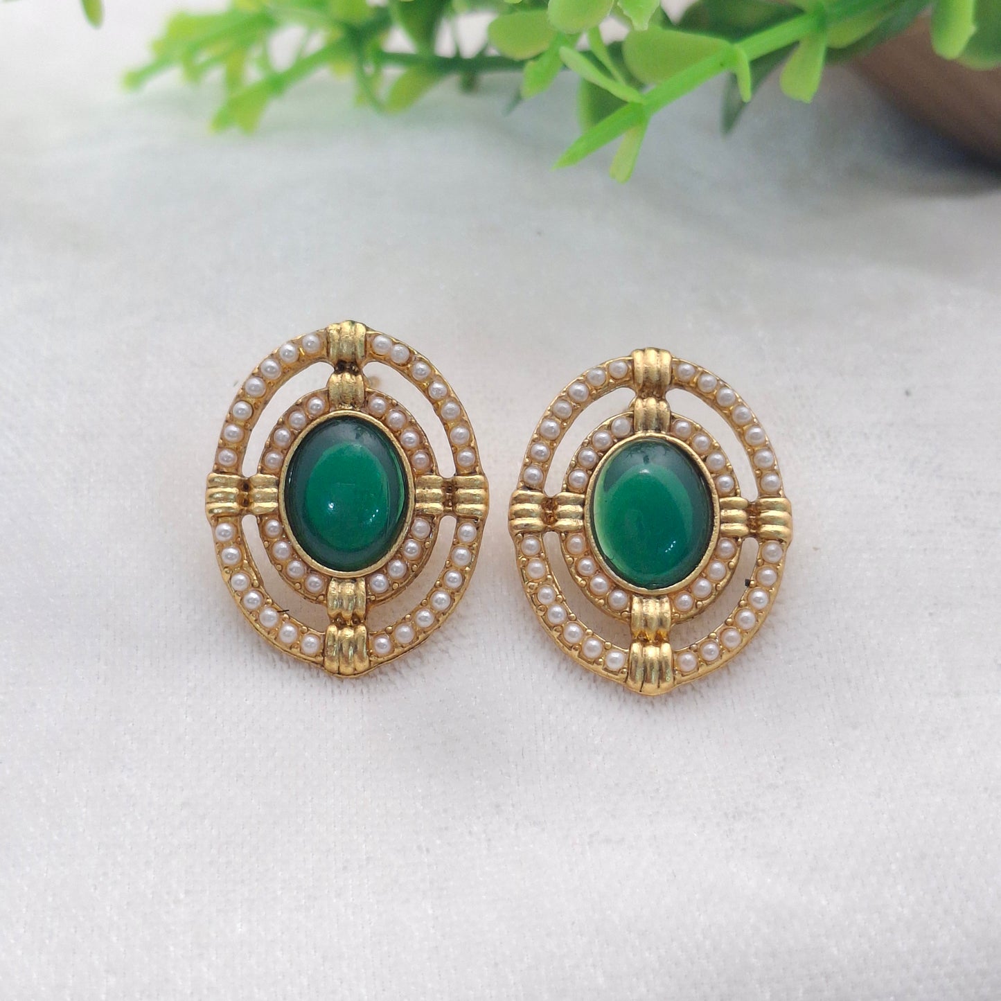 (Pack of 6) Oval Matte Studs