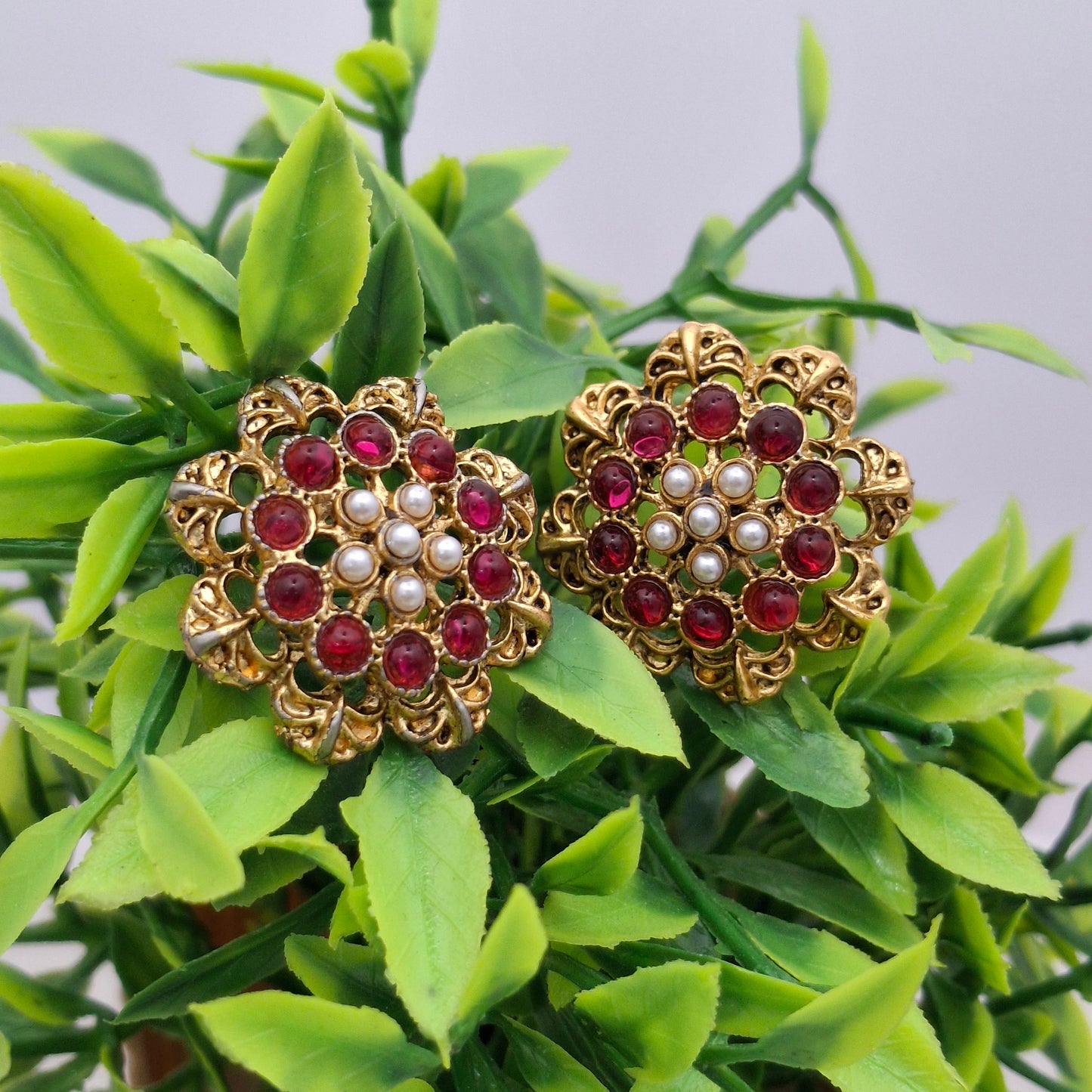 (Pack of 6) Floral Matte Temple Studs