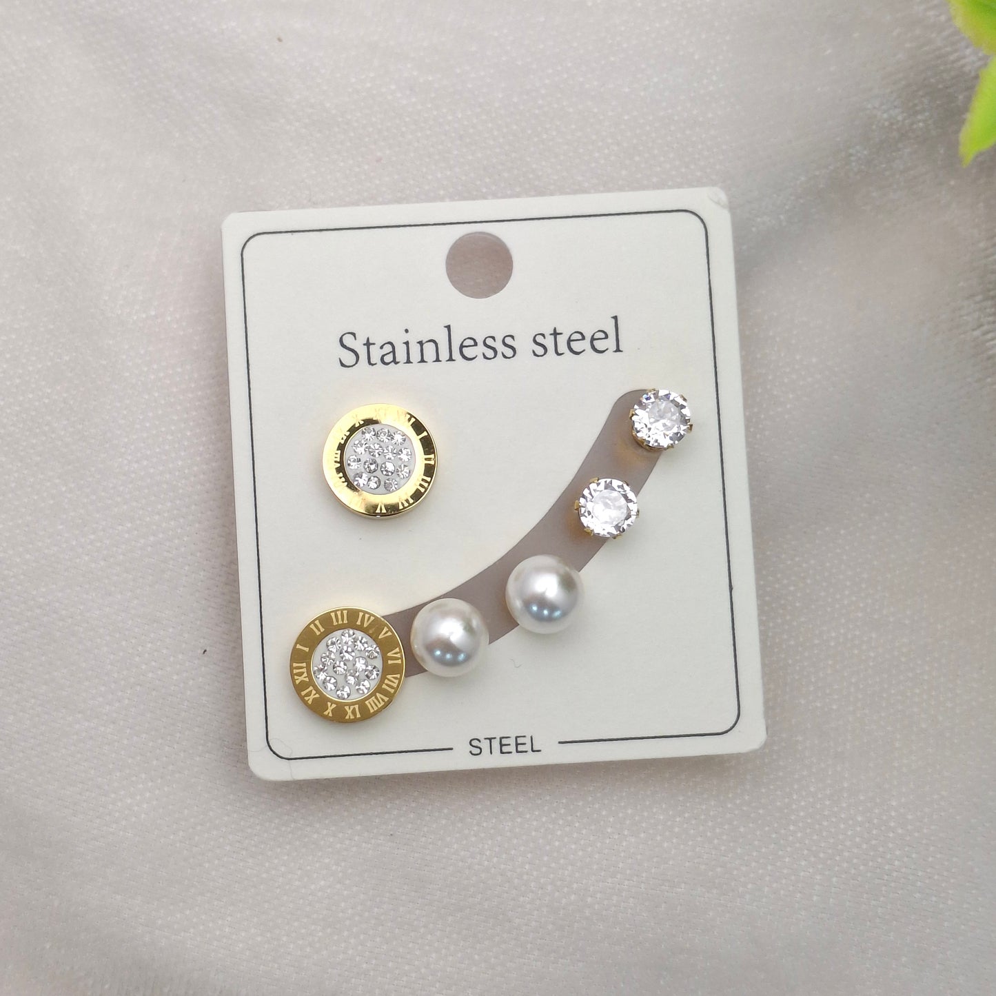 (Pack of 3 ) Round Studs Set