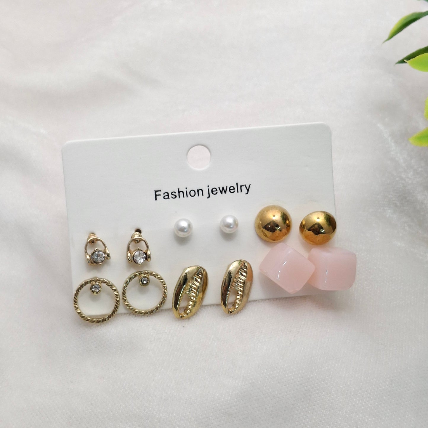 Lightweight Studs Set