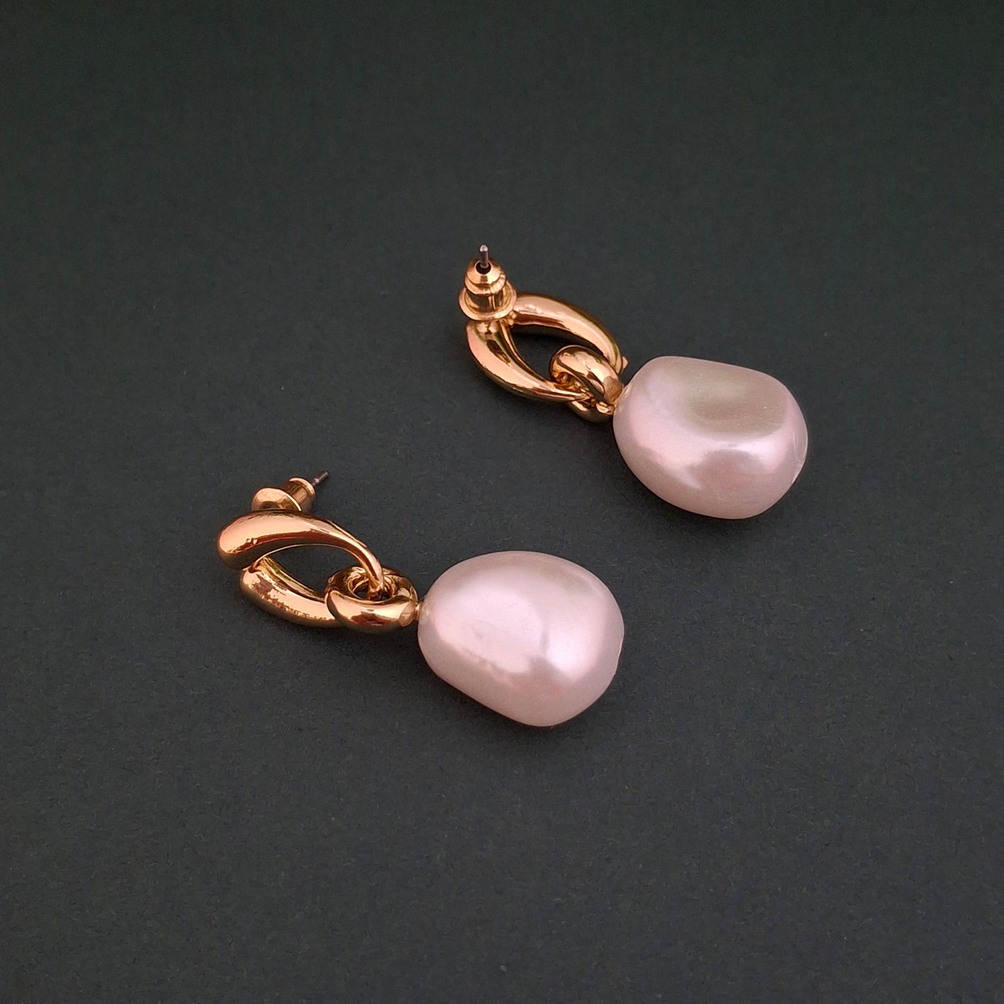 Baroque Pearl Drop Earrings - Kaanke