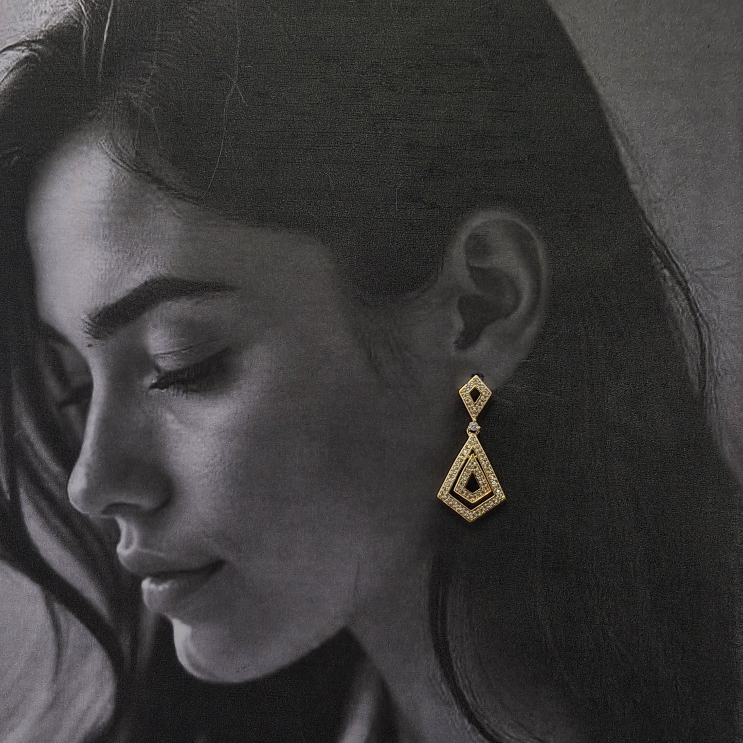 Chic Geometric Drop Earrings - Kaanke