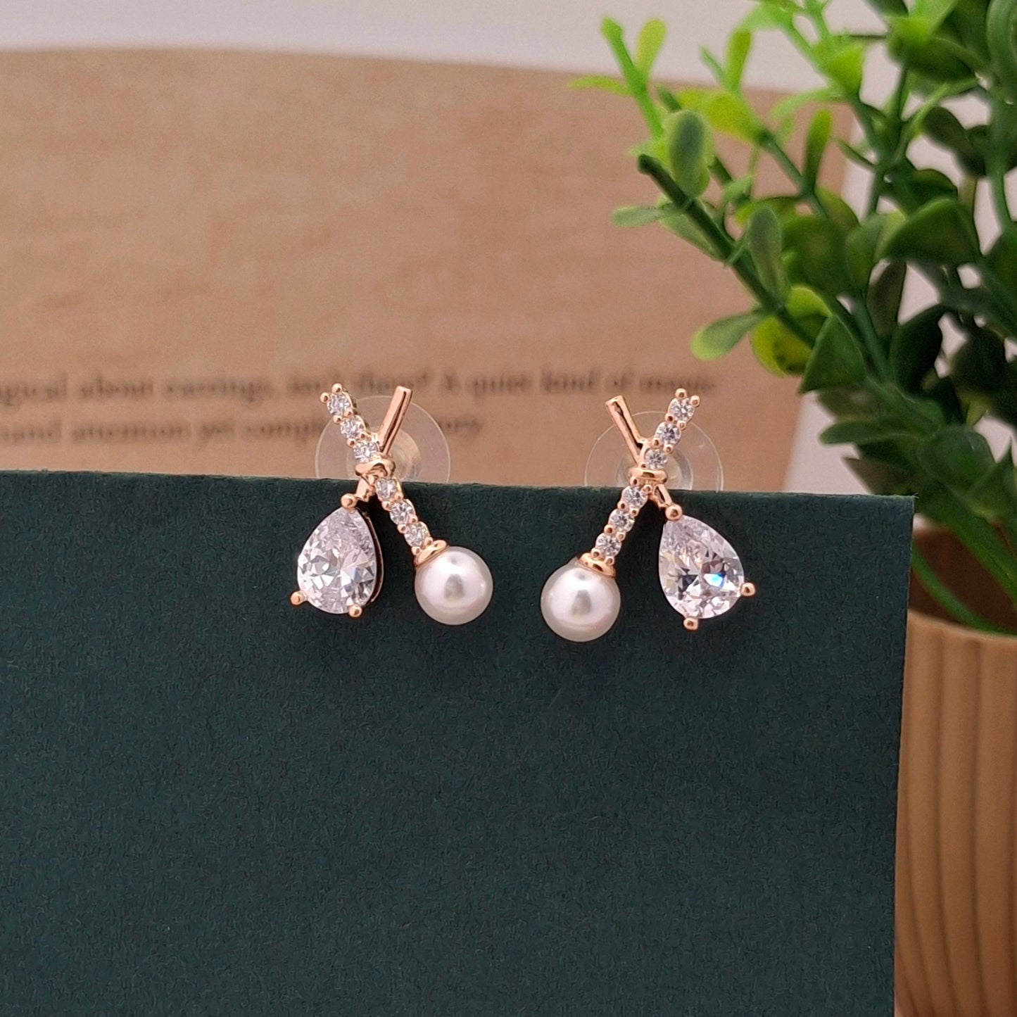 Elegant Pearl & Crystal Drop Earrings - Kaanke