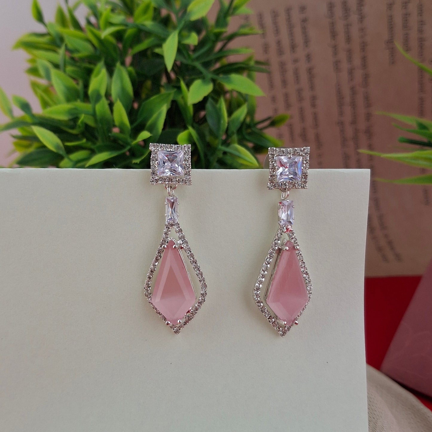 Luxe Geometric Drop Earrings - Kaanke