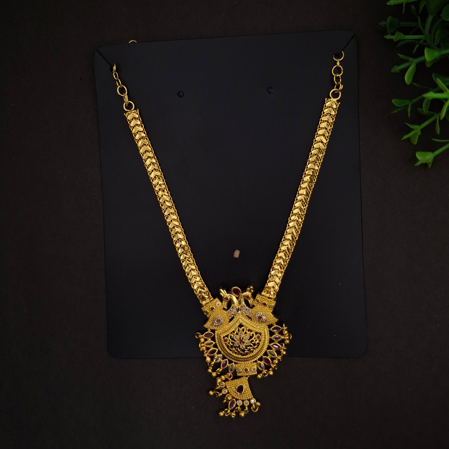 Naan Tad Gold Short Necklace