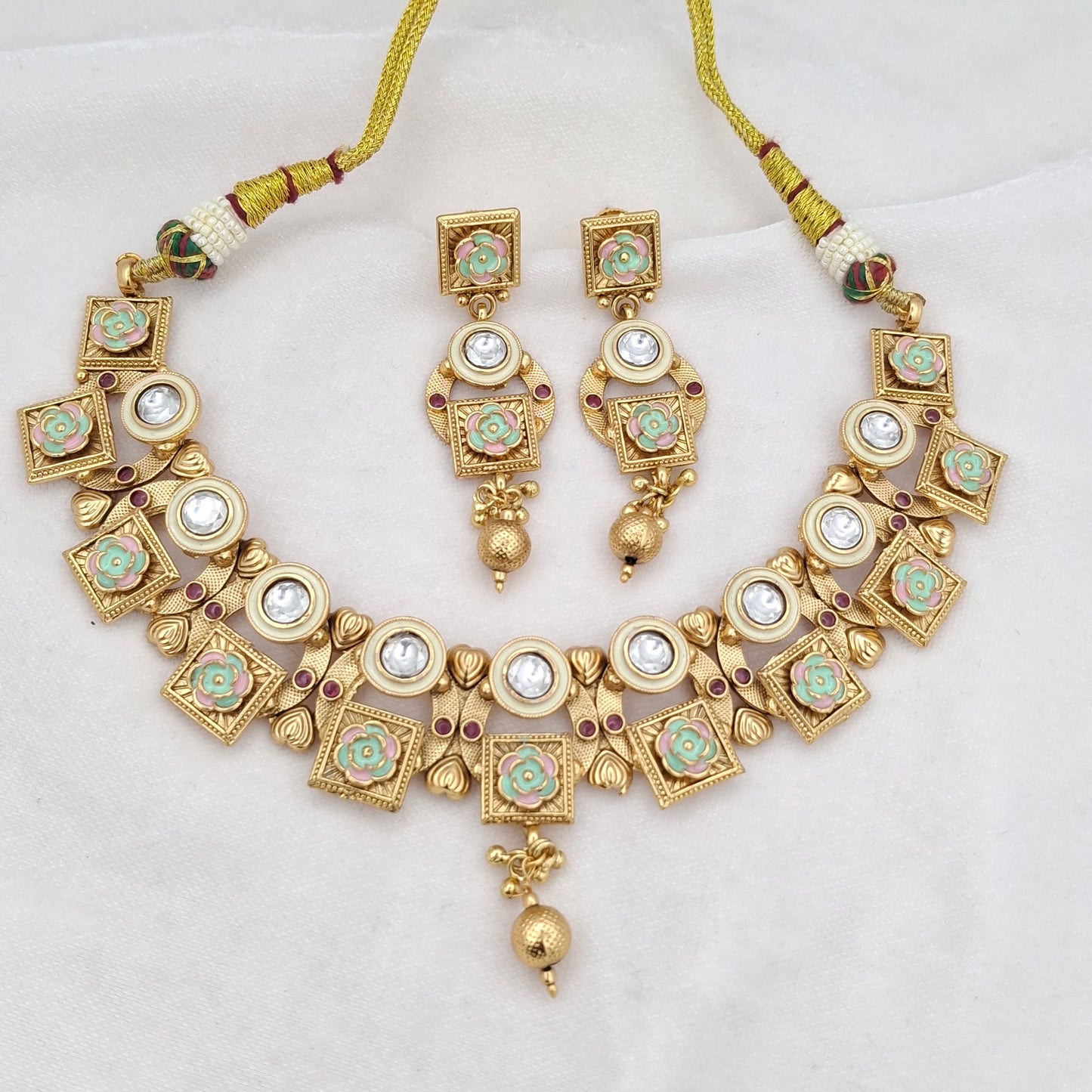 Heritage Short Necklace