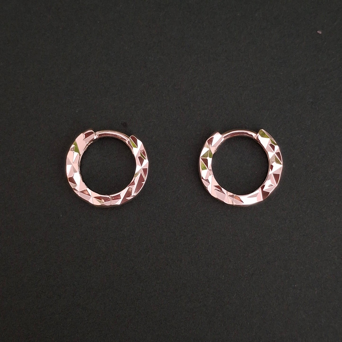 Shiny Silver Madness - Textured Hoops Earrings - Kaanke