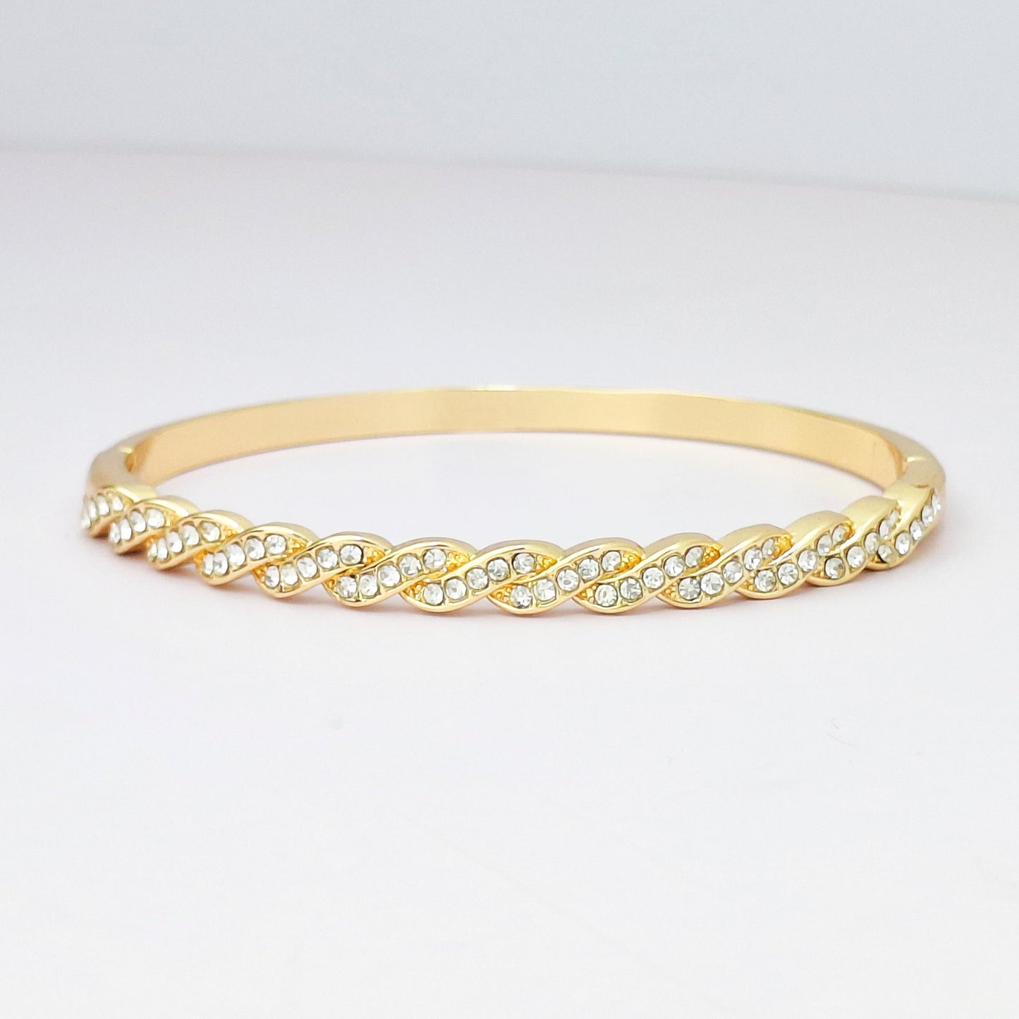Twisted Elegance Kada - Kaanke