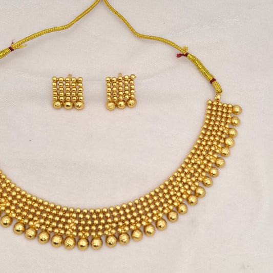 Fancy Matte Gold Short Necklace
