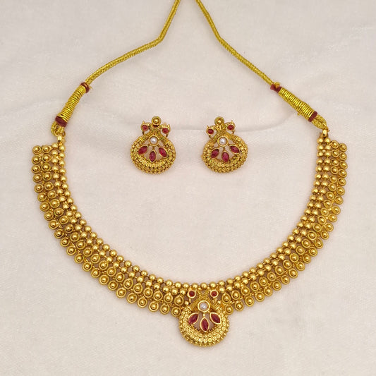 Fancy Matte Gold Short Necklace