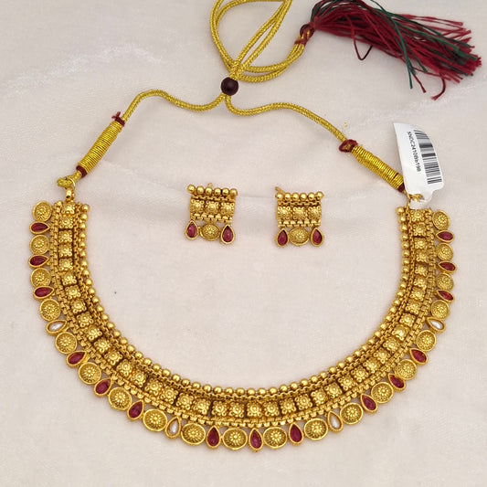 Fancy Gold Short Necklace