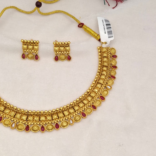 Fancy Gold Short Necklace