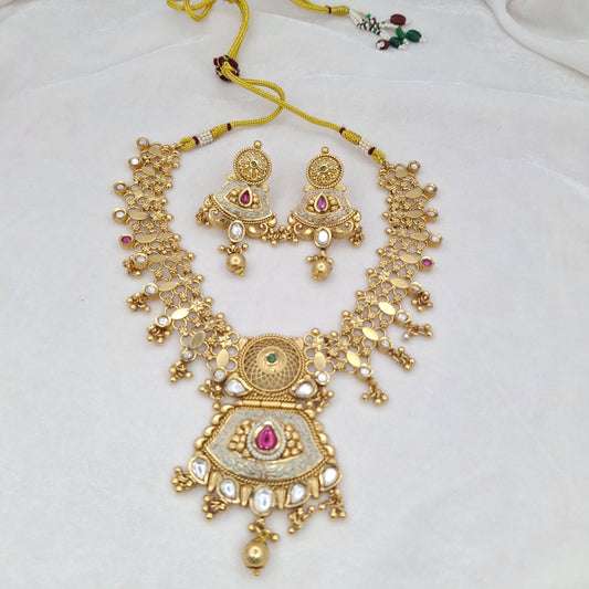 Heritage Short Necklace