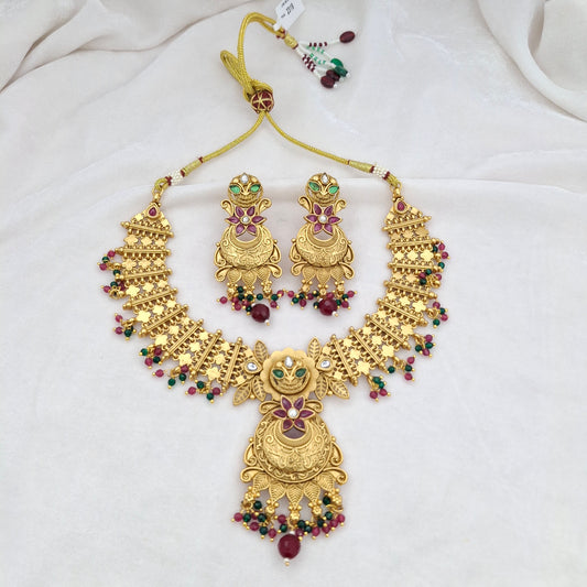Heritage Short Necklace
