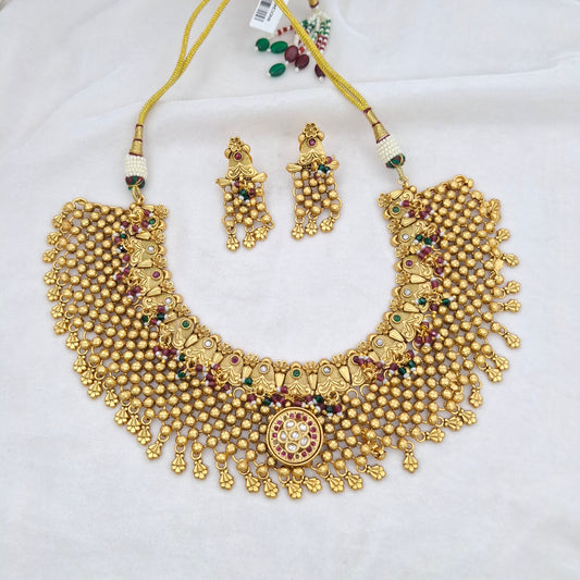 Heavy Heritage Short Necklace