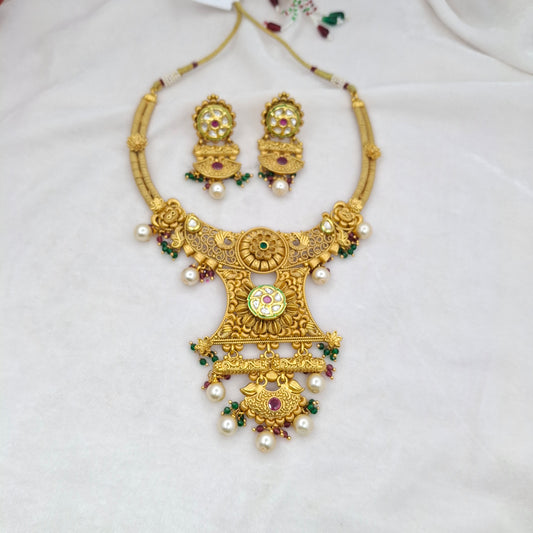 Heritage Short Necklace