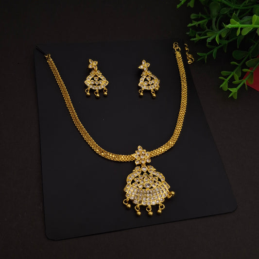 Fancy Gold Short Necklace