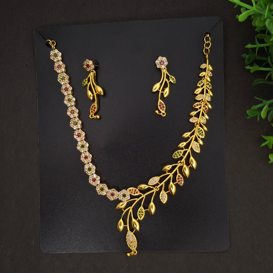 Fancy Gold Short Necklace