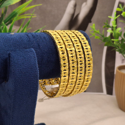 Trendy Plain Bangles