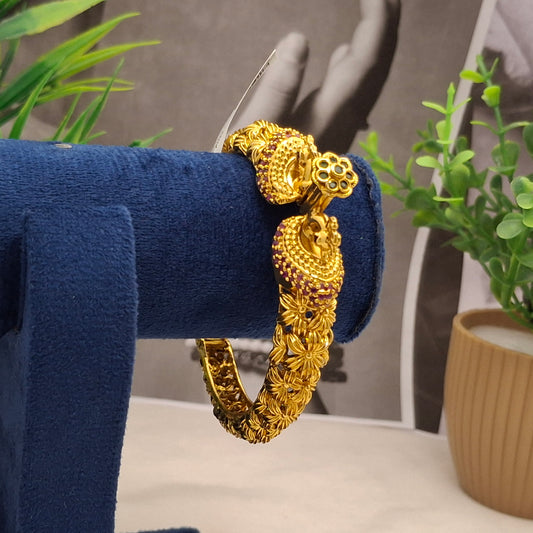 Fancy Screw Bangles Kada