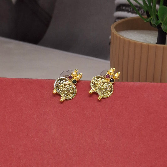 Traditional Moti Gold Studs