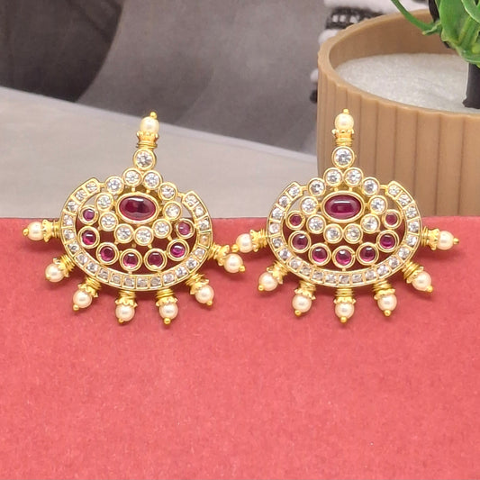 Kundan Gold Finish Stud