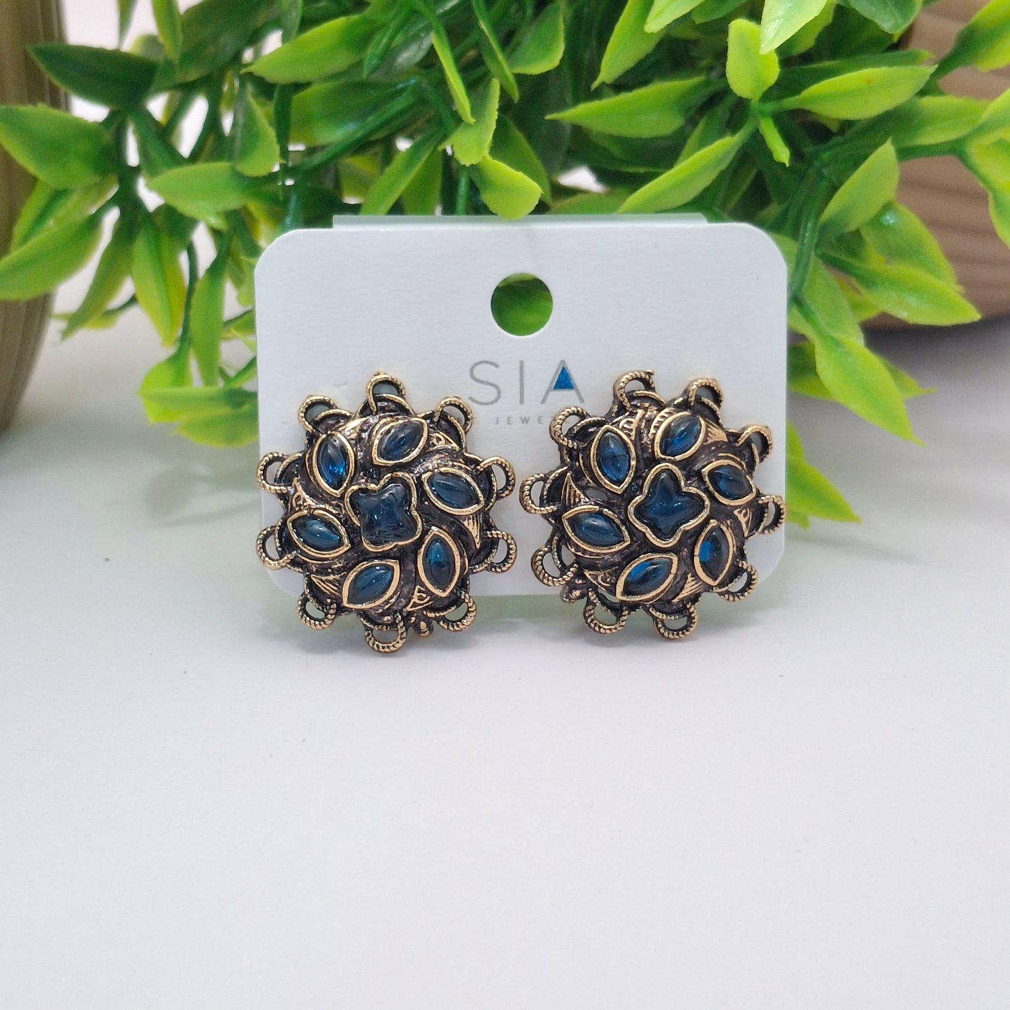 (Pack of 6) Big Oxidized Copper Studs