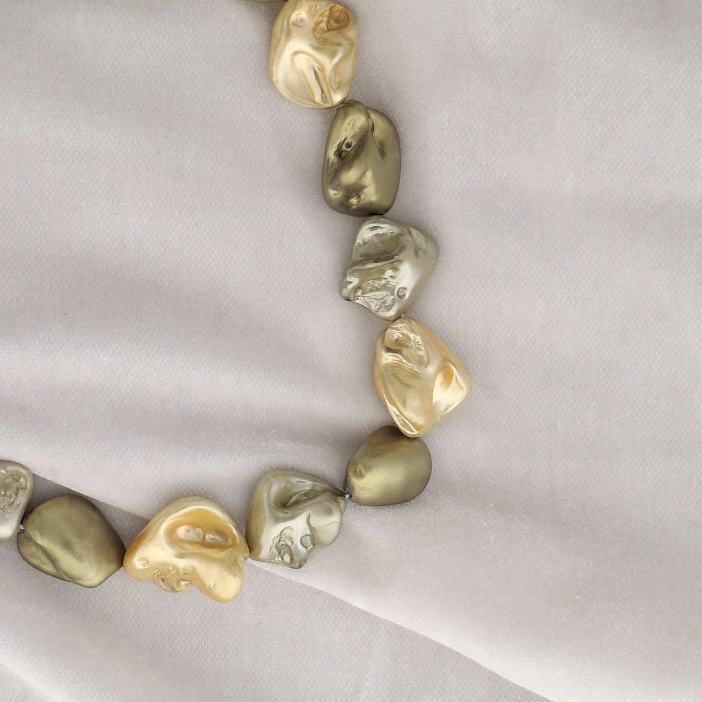 Abstract Face Bead Necklace – Gold & Olive