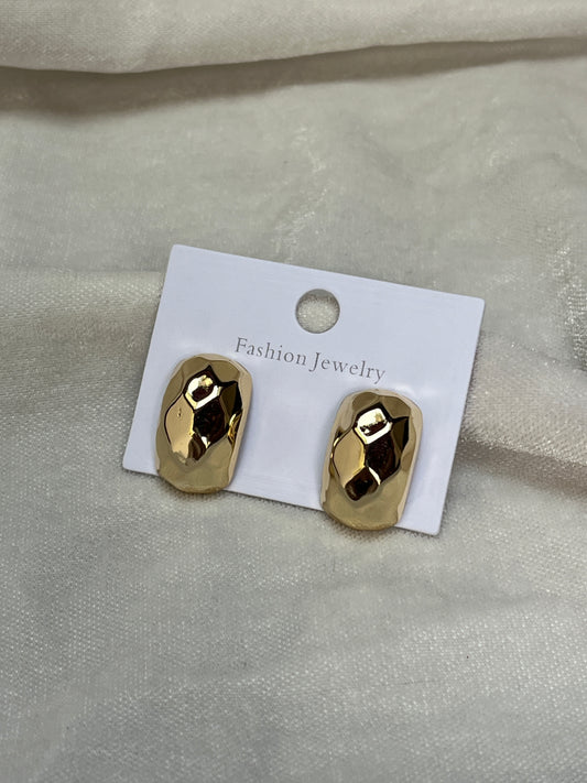 Chic Geometric Stud Earrings