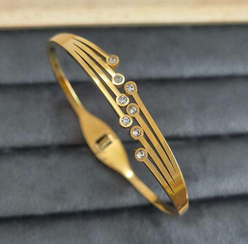 Anti Tarnish Shiny Layered Bracelet 18K Gold Plated