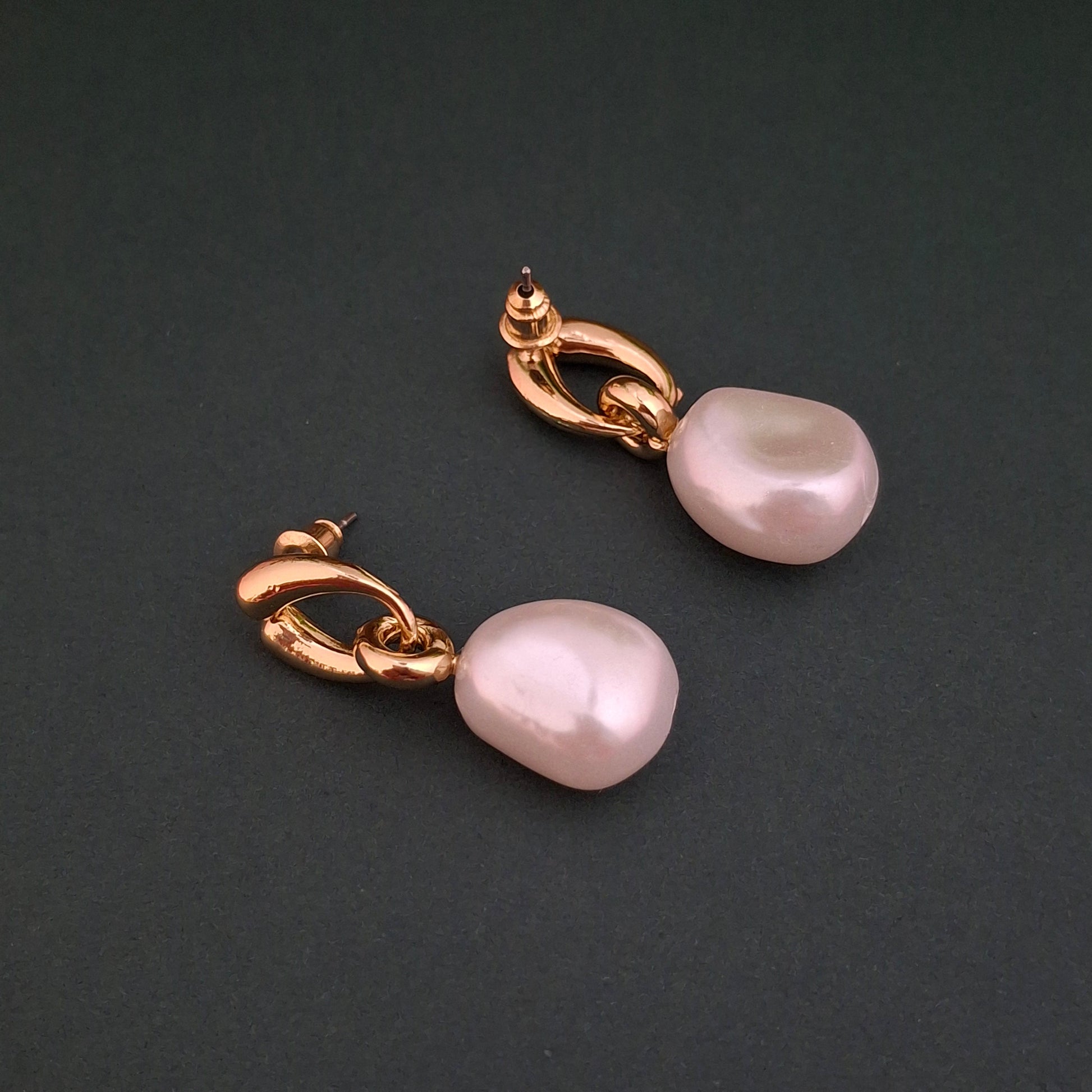 Baroque Pearl Drop Earrings - Kaanke