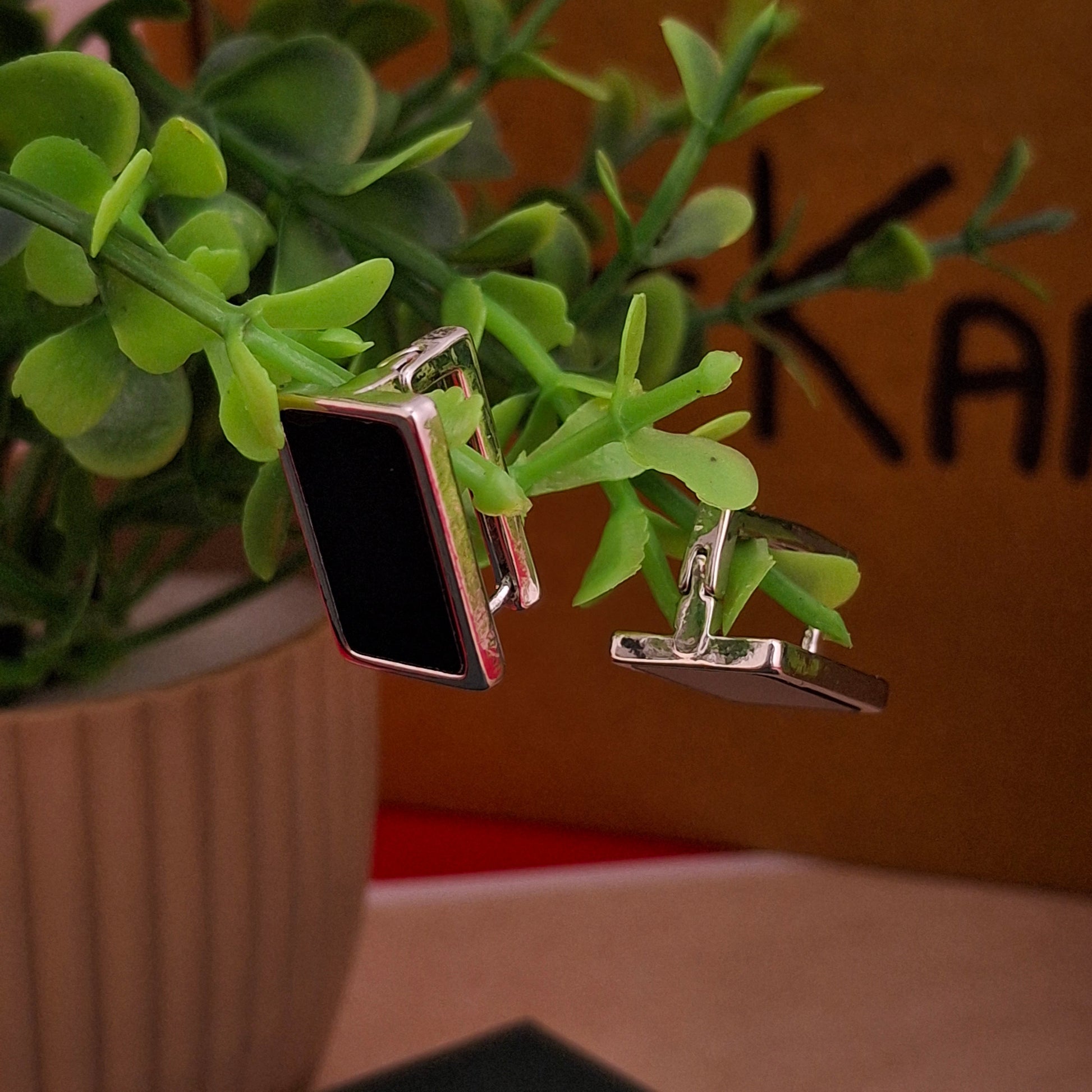 Black Reflective Box Studs Earrings - Kaanke