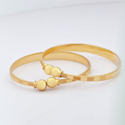 Chic Striped | Set Of 2 | 18k Gold Plated Adjustable Bracelet Bangles - Kaanke