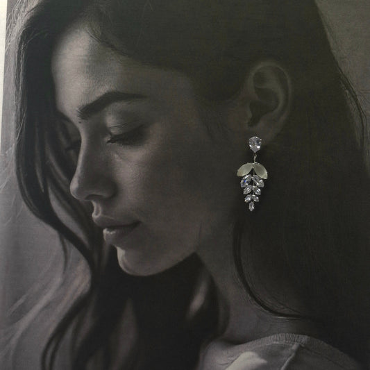 Elegant Crystal Leaf Drop Earrings - Kaanke