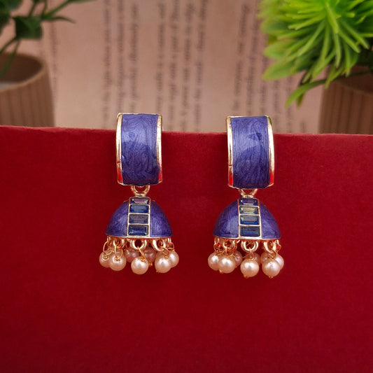 Handcrafted Kundan Jhumka earrings - Kaanke