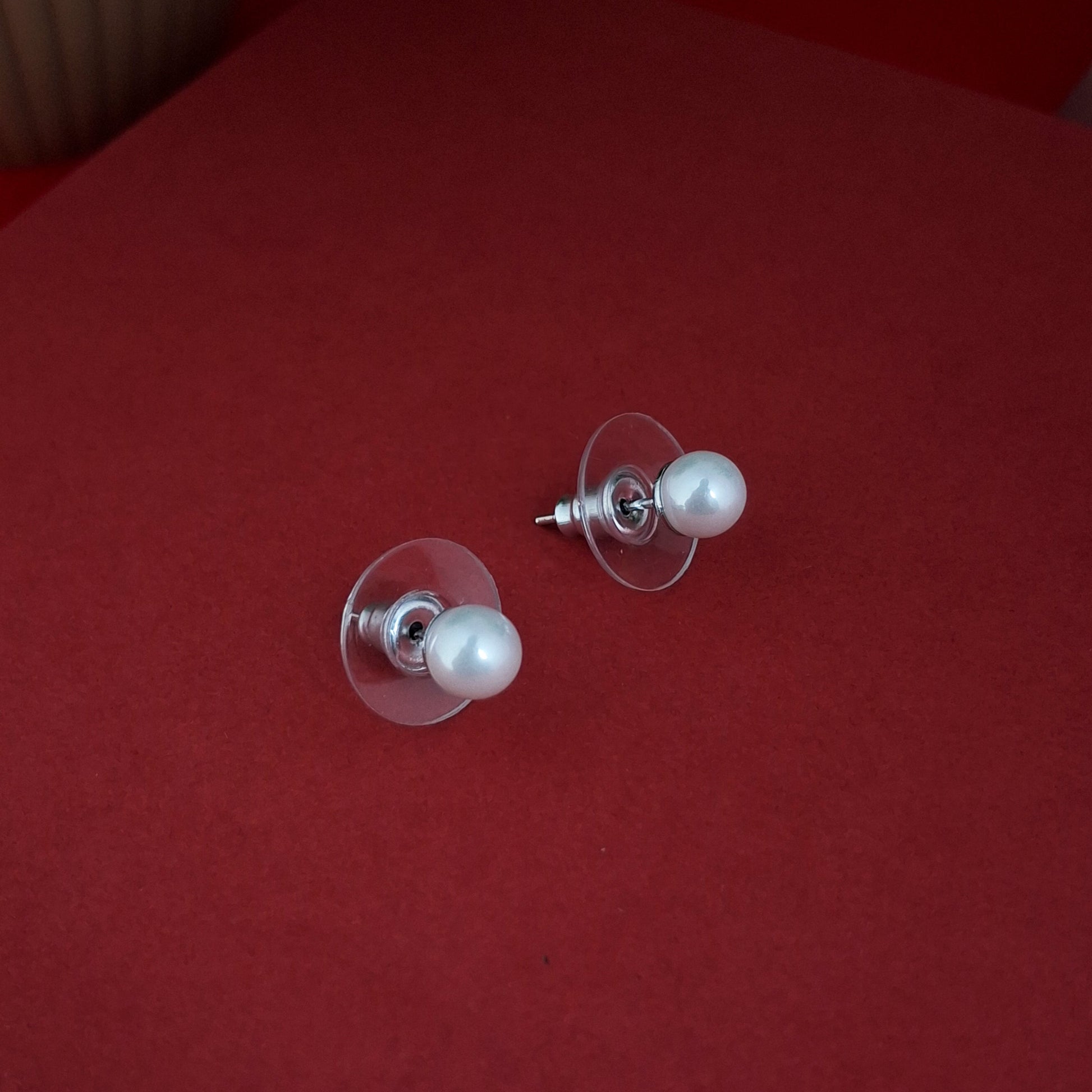 Little Pearl Stud Earrings - Kaanke