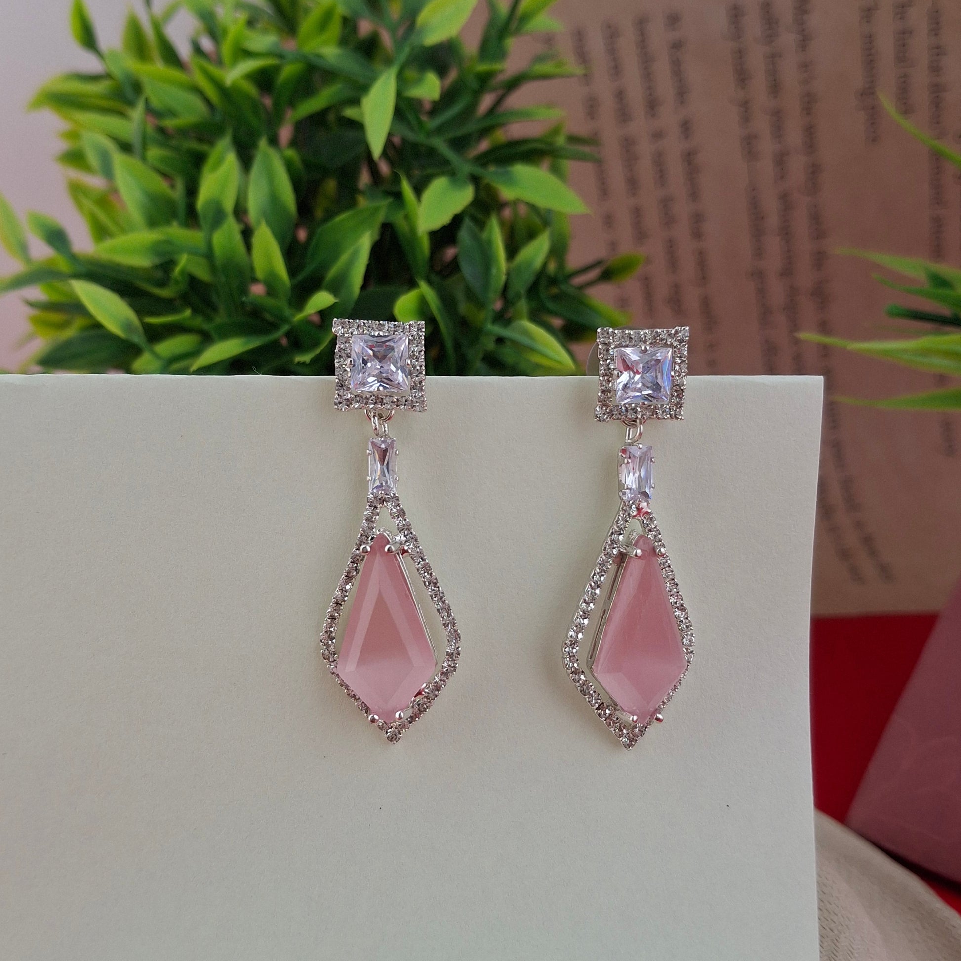 Luxe Geometric Drop Earrings - Kaanke