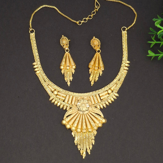 Fancy Gold Short Necklace