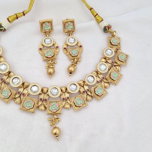 Heritage Short Necklace