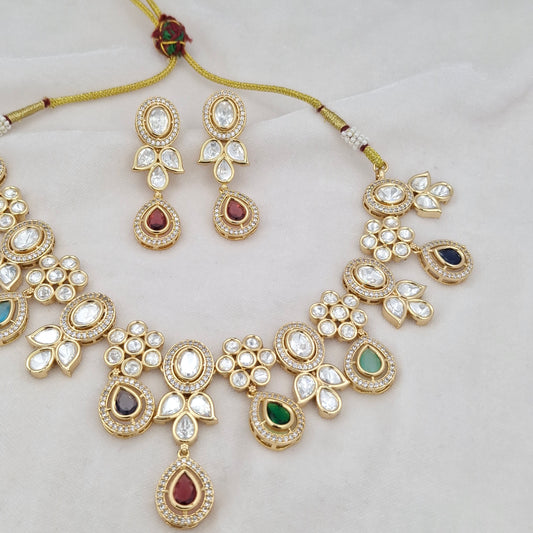Moissanite & Kundans Short Necklace