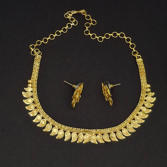 Traditional Gold Short Mango Necklace