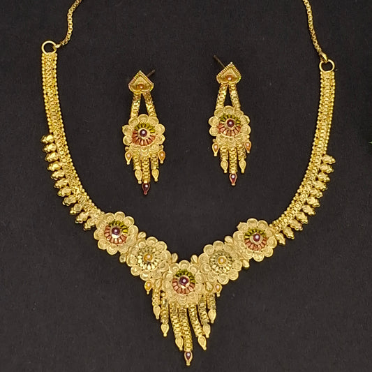Fancy Gold Short Necklace