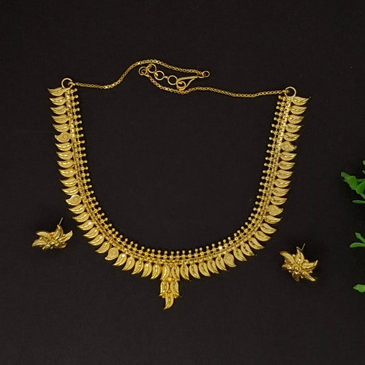 Traditional Mango Gold Short Necklace