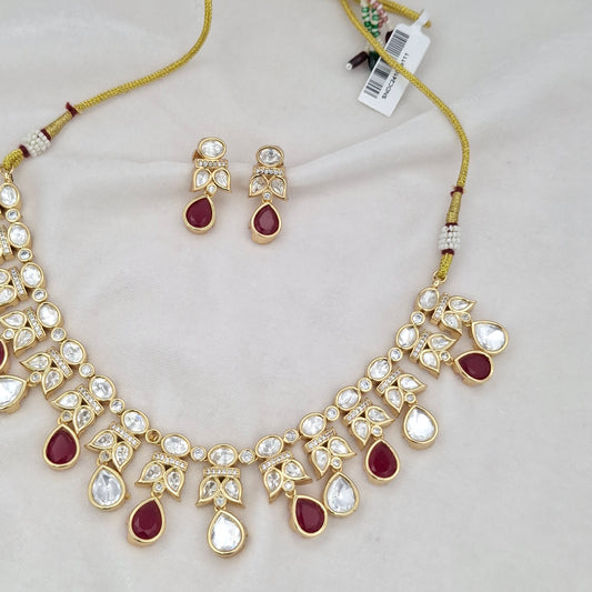 Moissanite & Kundans Short Necklace